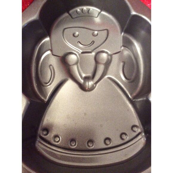 Wilton 12045 Princess Angel Kids Cake pan - Picture 1 of 4